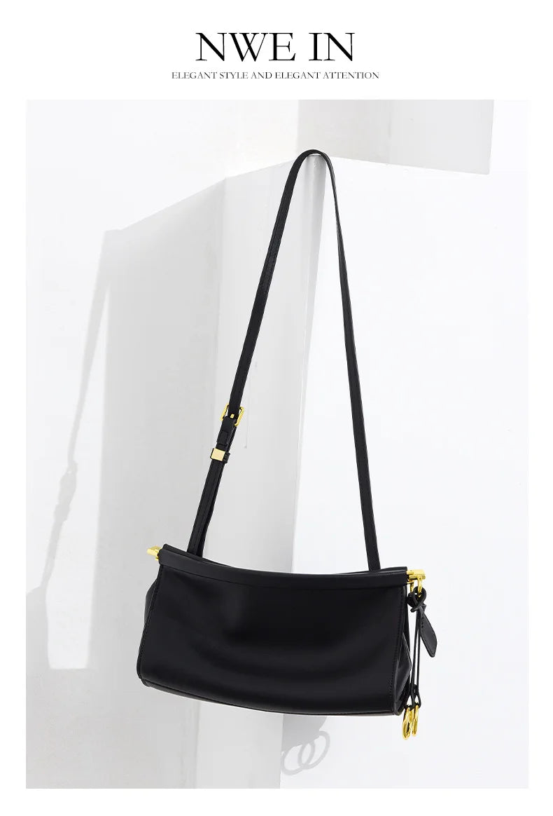 Fashionable Crossbody Bag for Women, Lightweight and Versatile Shoulder Bag, Mobile Phone Bag, Color-Blocking Design, Niche High-End Commuter Bag