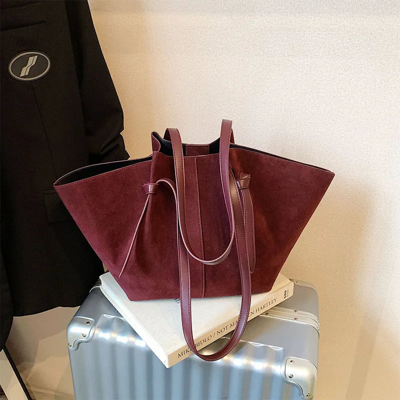 Luxury Large Capacity Women's Underarm Wing Bag, Female French Commuter Wings Handheld Shoulder Bag, Underarm Shopper Tote Bag