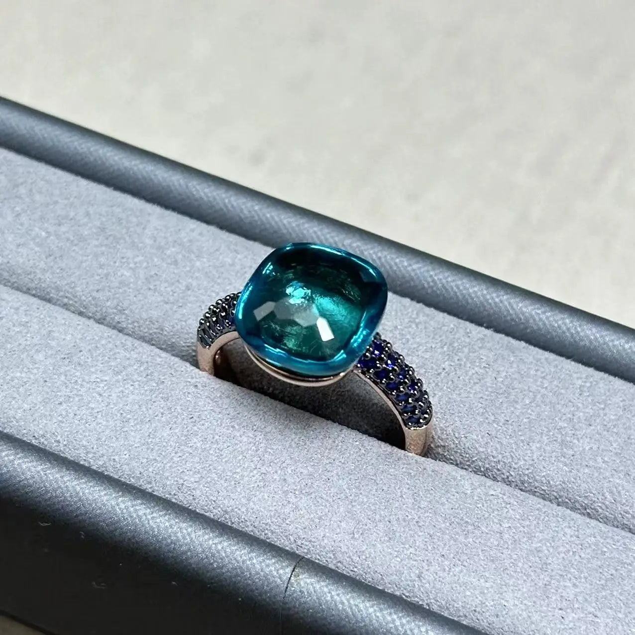 Flat Ring For Women Candy Color Crystal Ring Inlay Blue Zircon with Blackgun Plated Party Gift Fashion Jewelry For Women