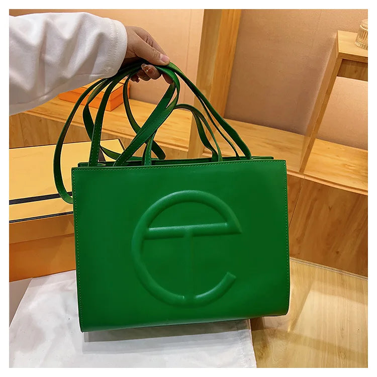 2026 Fashion Elegant Classic Paris Diaper Bag Unique Leisure Business Crossbody Purse for Women Daily Commute Work