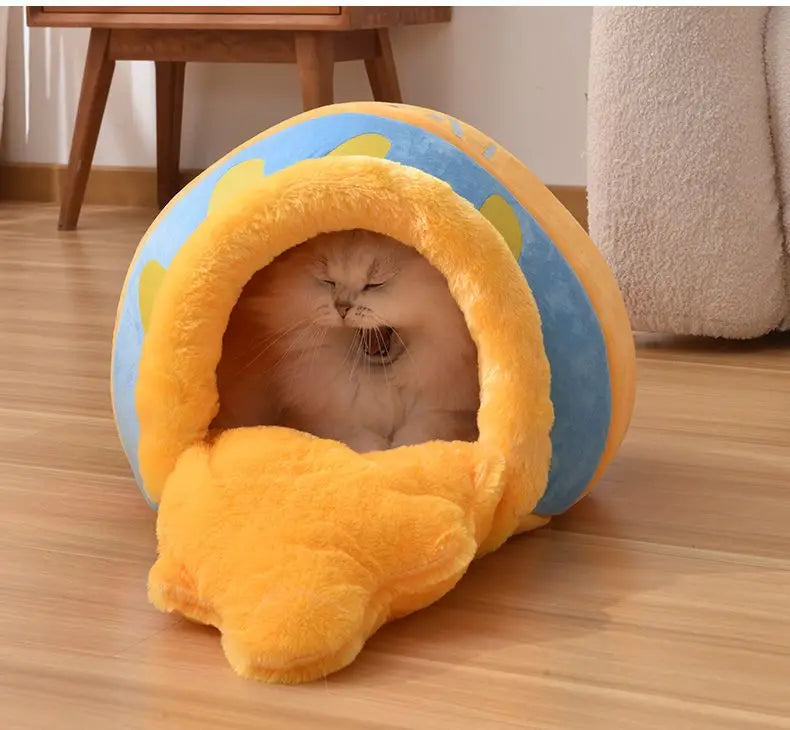 Autumn/Winter Trendy Honey Jar Cat House - Enclosed and Insulated Small Dog Kennel for All Seasons Pet Bed