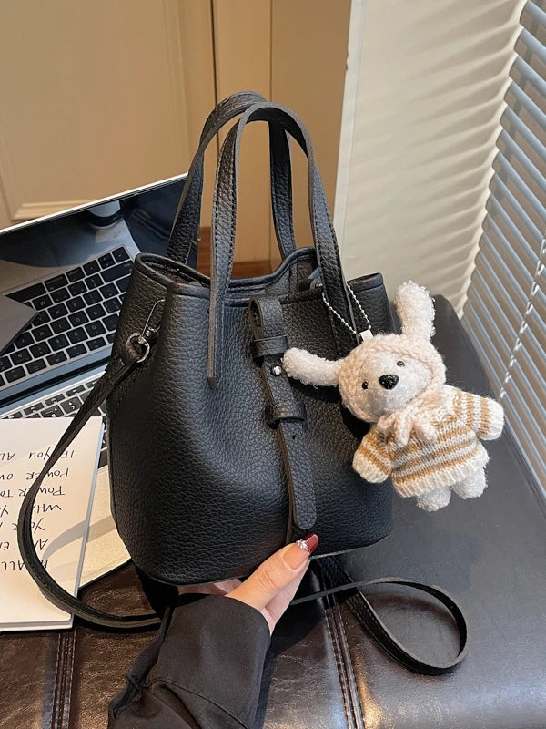 Fashionable Bucket Handbag Women's Shoulder Bag Spring Versatile Commuting Crossbody Bag Soft PU Leather Magnetic Buckle Closure