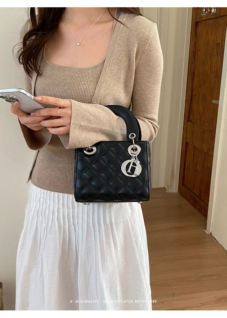 Luxury Original Retro Diaper Bag For Women Designer Leather Crossbody Bag Large Capacity Elegant Stylish Commuter Shoulder Bag