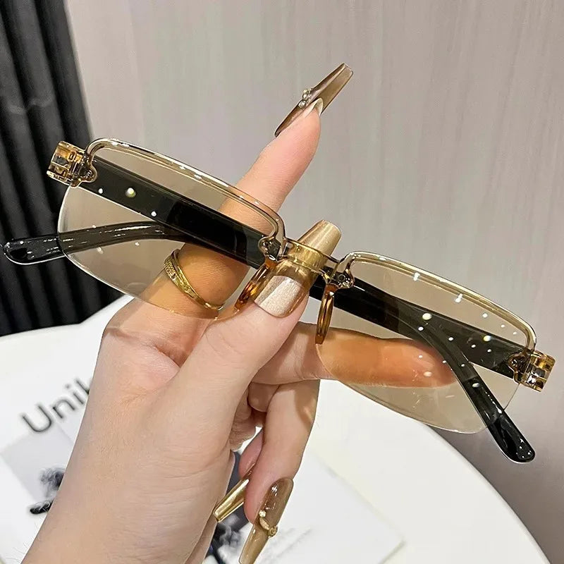 Smart Zoom Reading Glasses Anti Blue Light Presbyopia Glasses for Men Women Adjustable Focus Light Lightweight Reading Glasses