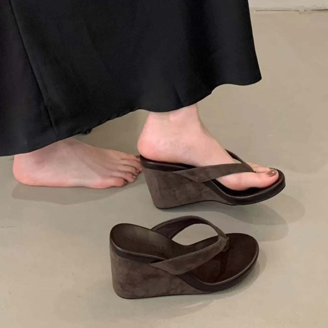 Women's Clip Toe Wedge Heel Slippers Summer Comfortable Outdoor Street Style Shoes Women's Sexy Leopard Print Slide Flip Flops