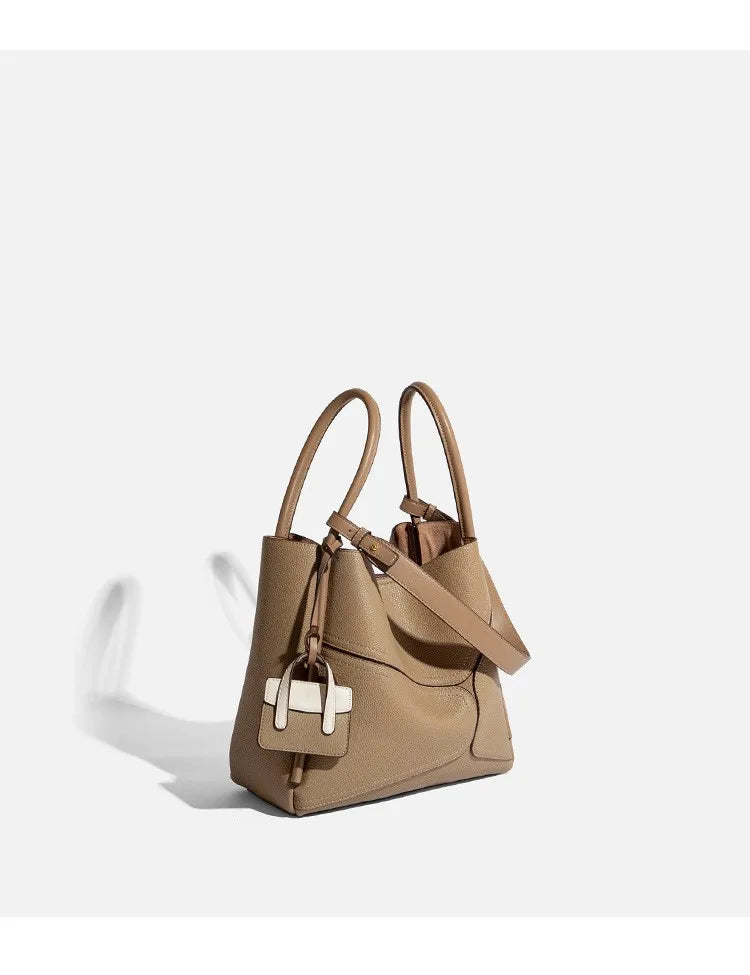 UKF Light Luxury Women's Handbag Niche Designer Single Shoulder Messenger Bag Stylish Accessory for Ladies