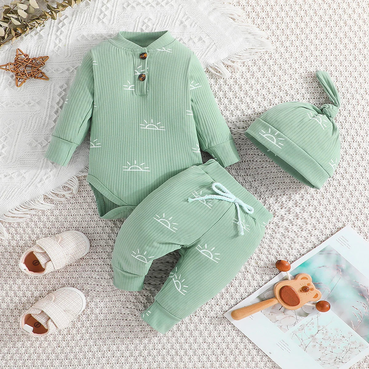 3PCS Baby Boys Clothes Set Spring Autumn Knitted V-neck Romper+infant Pants+hat Newborn Outfits , Newborn Clothing 0-18M