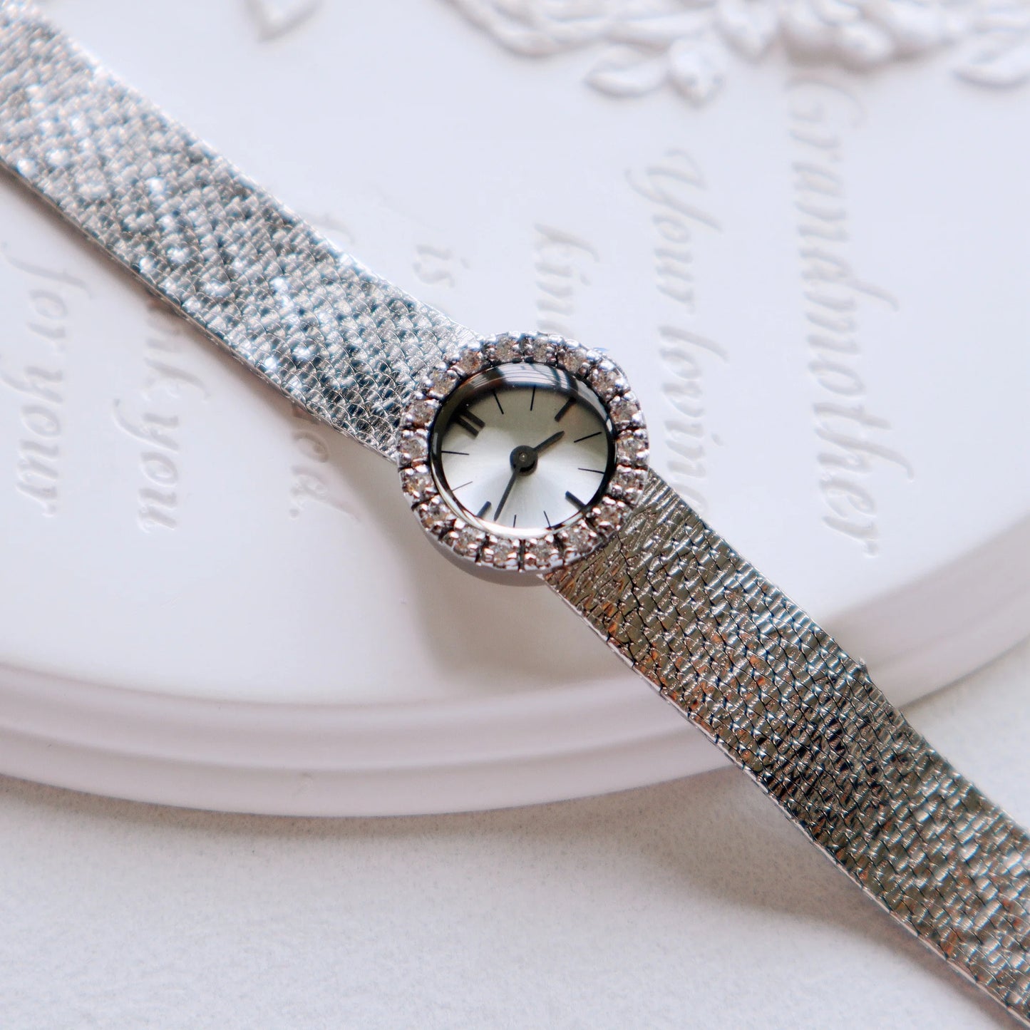 High Quality Brass 18K Gold Plated 2025 Vintage Lucky Small Retro Ladies Watch  Unique Steel Band Quartz High Quality