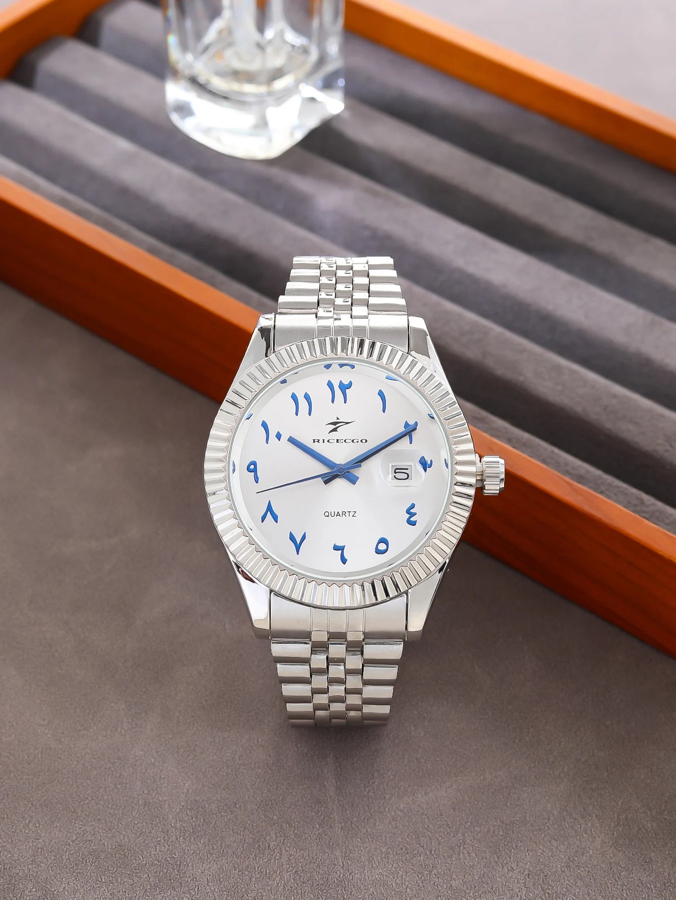 Fashion Men's Watches Date High-end Luxury Casual Sport Clock Classic Business Quartz Male Stainless Steel Wristwatches