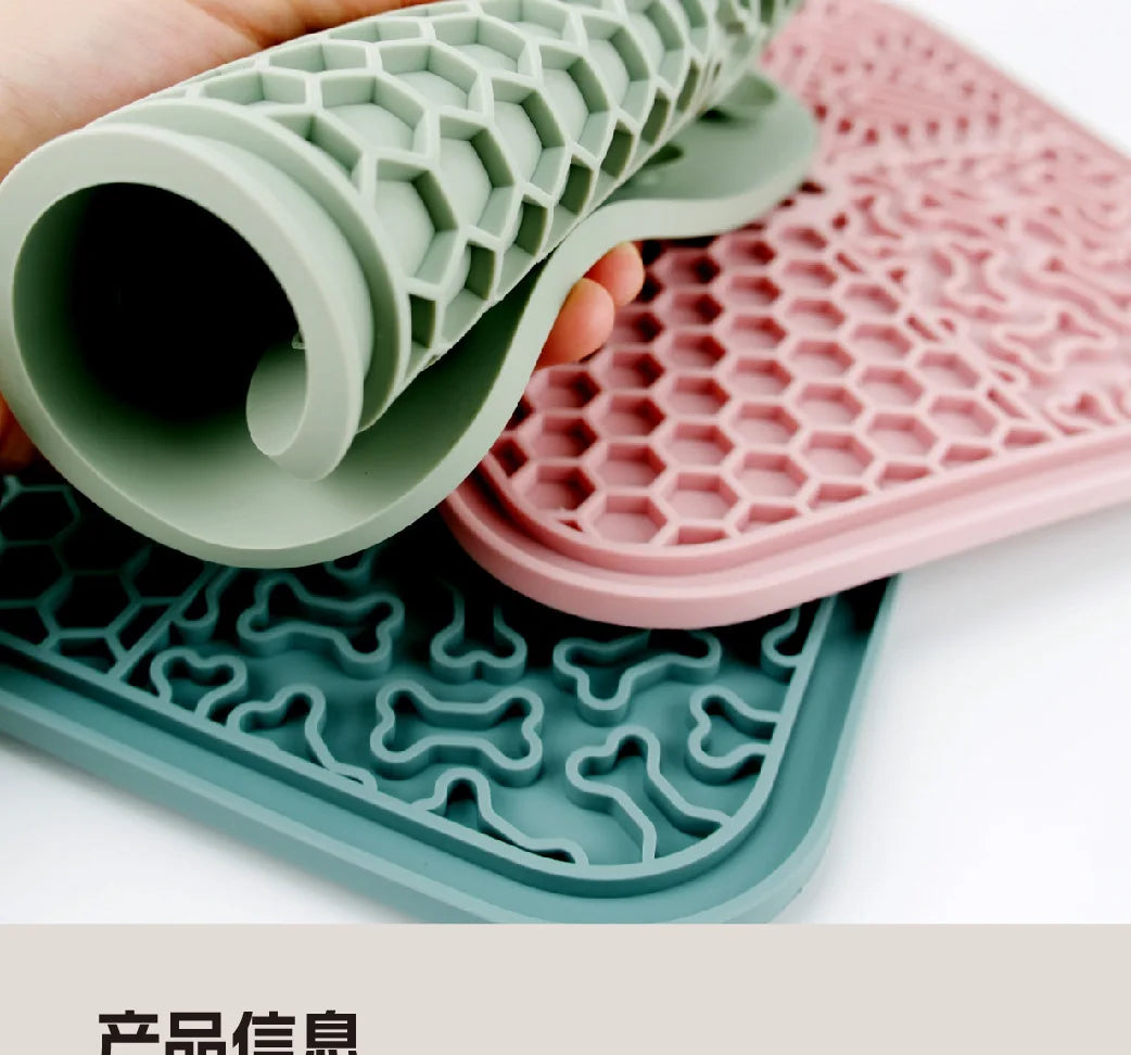 Silicone Pet Licking Mat for Dogs And Cats Slow Feeder Pad Anxiety Relief Bathing Grooming Pet Supplies