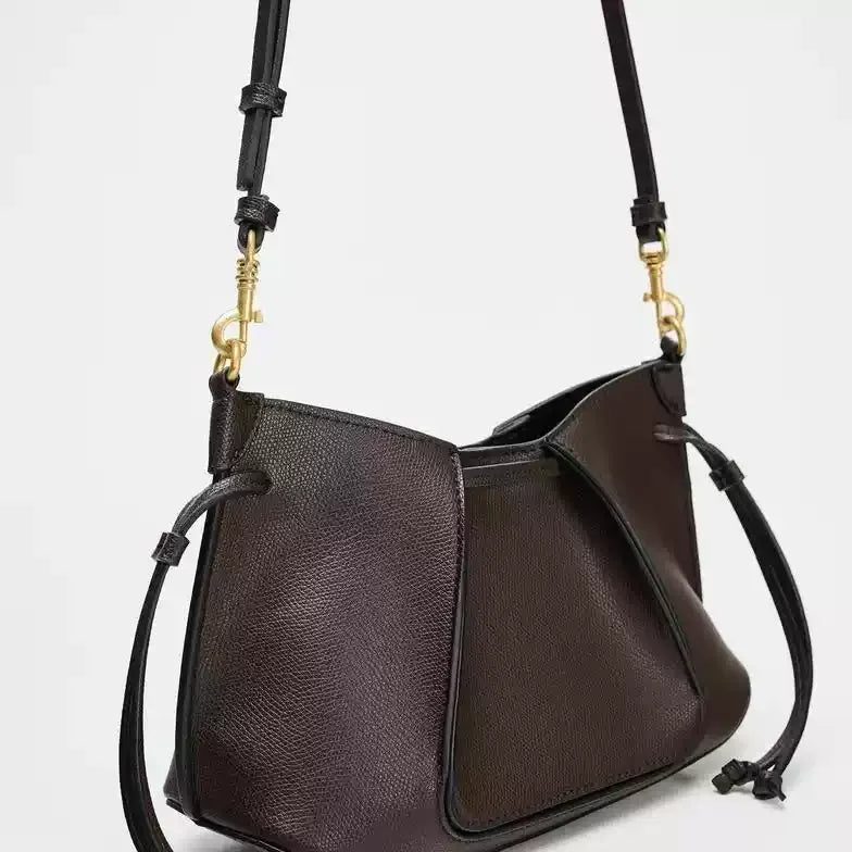 Designer Bags Women Shoulder Bags Versatile Retro Diagonal Crossbody Bag Horn Bag Purse and Handbags Lady Bags Bolsos De Mujer