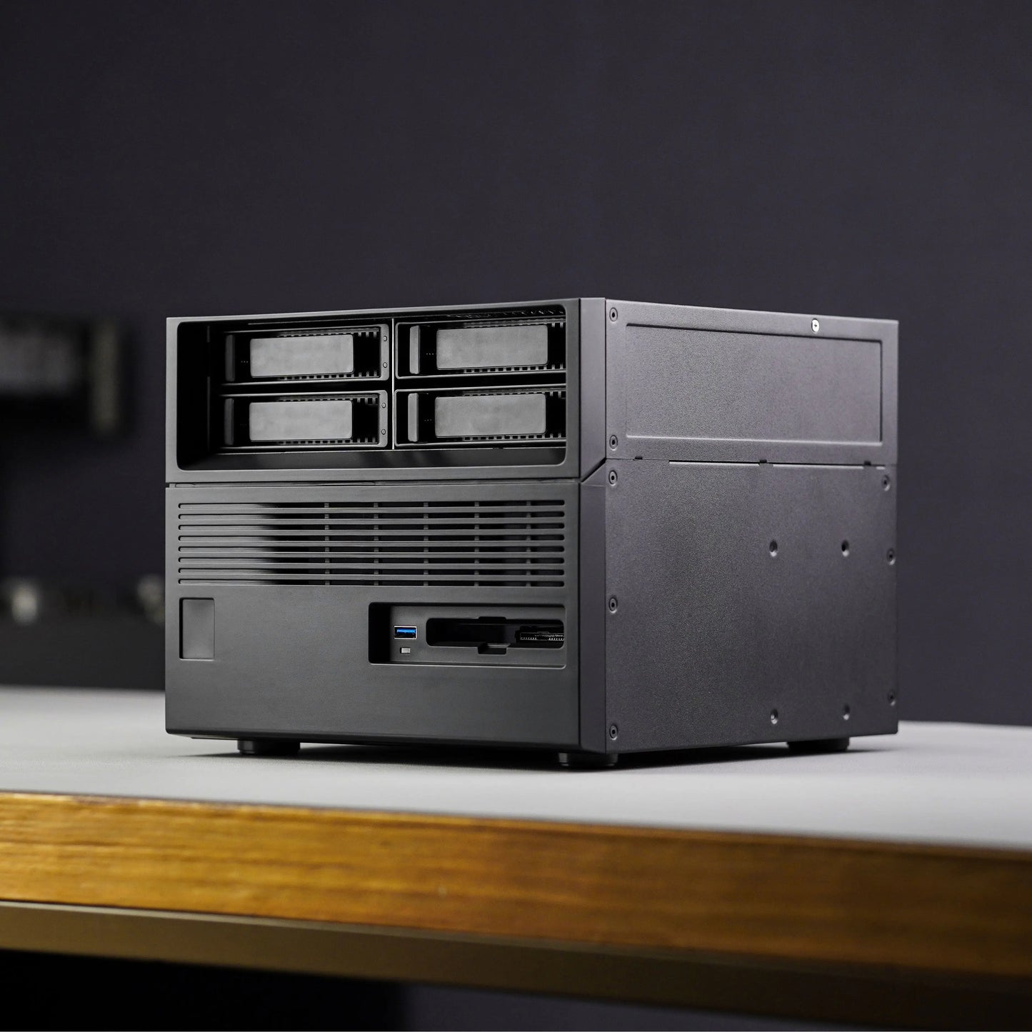Beverly Little Treasure 4-Bay Full Tower NAS Enclosure SFX Power Supply ATX Motherboard Server with Fan Feiniu Heiqun UNRAID