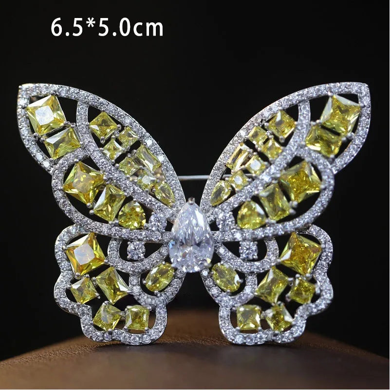 2026 Woman Brooches Luxury Designer Rose Butterfly Dragonfly Vase Bow Broche Pin Micro-inlaid Zircon Elegant Coat Accessories