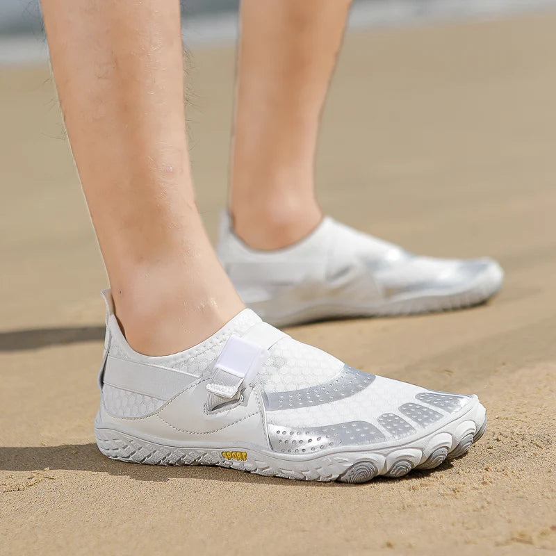 2024 Quick-Dry Women's Men's Waterproof Water Sneaker Barefoot shoes Snorkeling shoes zapatos de agua hombres Men's sandals36-48