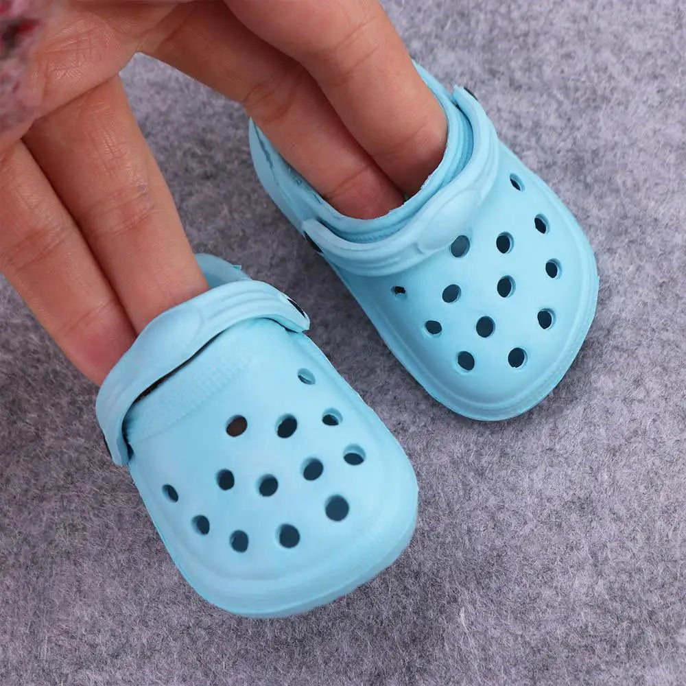 1 Pair Dog Accessories Non-slip Pet Sandals Soft-soled Comfortable Dog Hole Shoe Wear-resistant EVA Dog Rain Boots for Cats