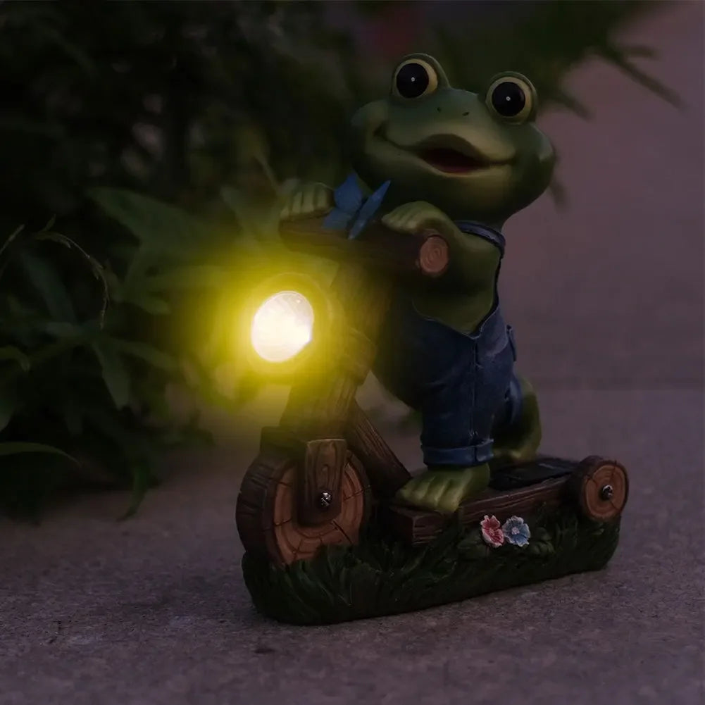 Resin Garden Frog Statue with Solar Light Frog Cycling Model Frog Ornaments Cute Animal Statue for Patio Lawn Yard Decoration